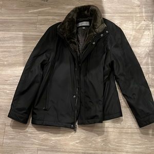 Marc New York outerwear jacket. Insulated. Faux fur collar.